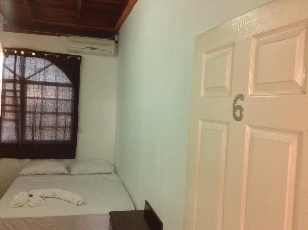 Amelia Guest House Сан Педро Екстериор снимка